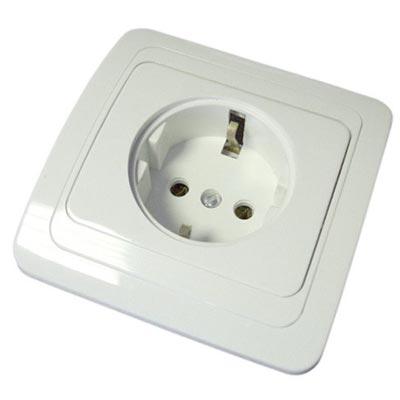 TDM  Валдай  Розетка 1-местная 2П+З СП 16А IP20 SQ1804-0008